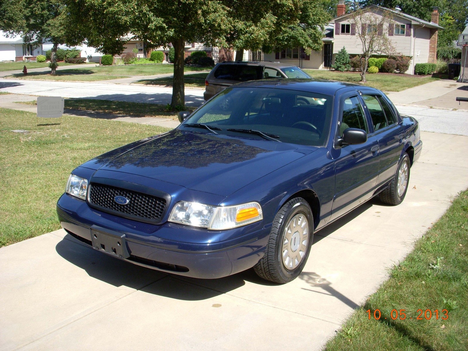 2006 FORD CROWN VICTORIA